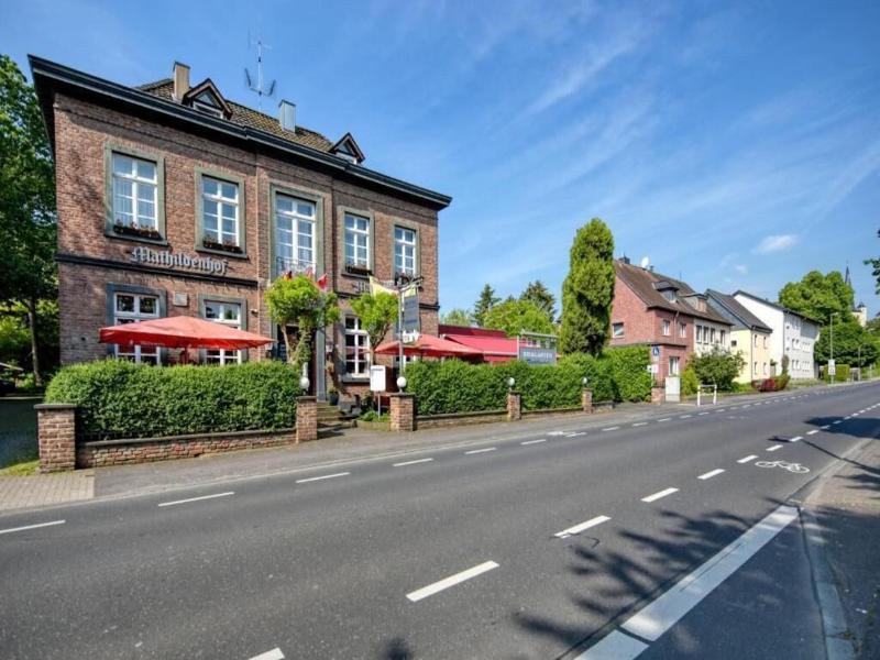 Hotel Restaurant Mathildenhof image