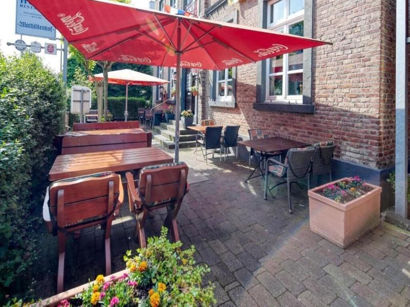 Hotel Restaurant Mathildenhof image