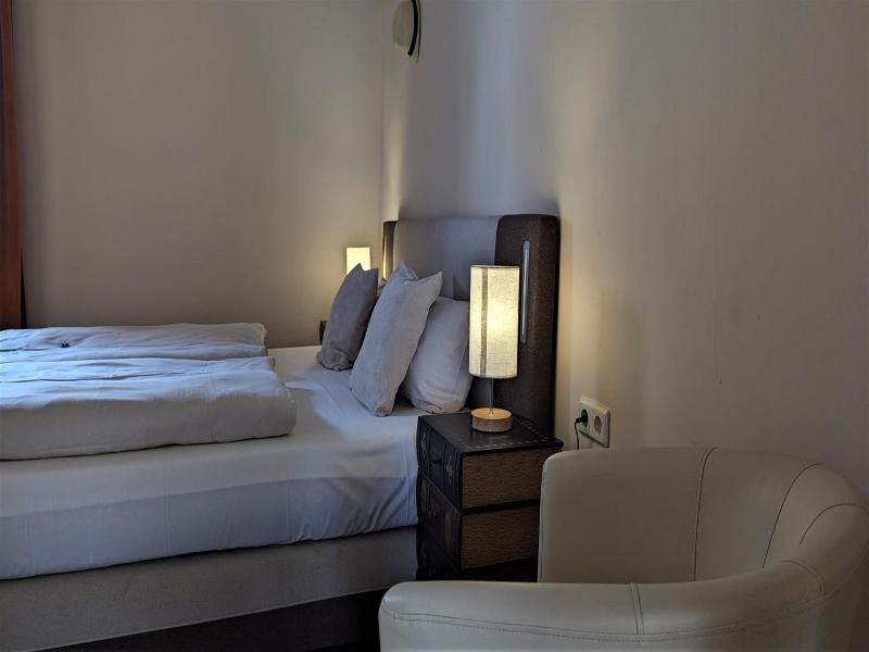 Altstadthotel Goldene Kugel image