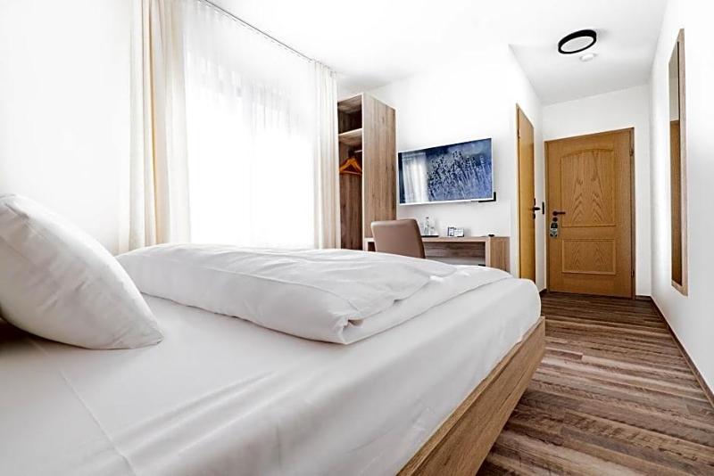 Landhotel Kirchberg image