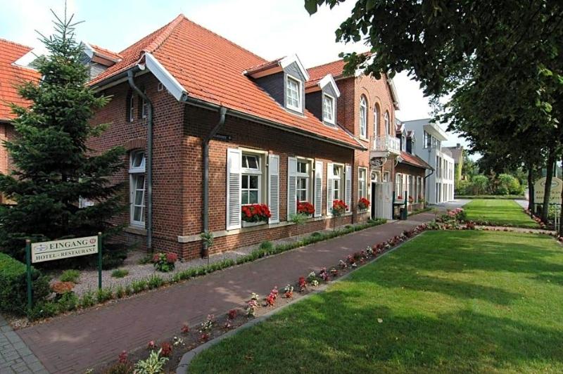 Altes Landhaus image