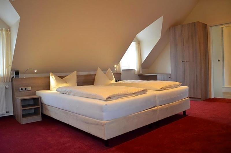 Altes Landhaus image