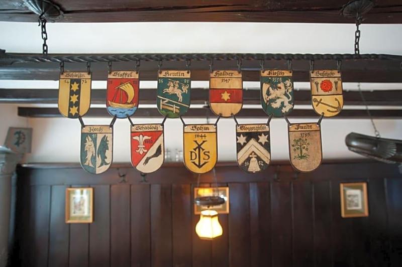Hotel Engel Lindauer Bier Und Weinstube image