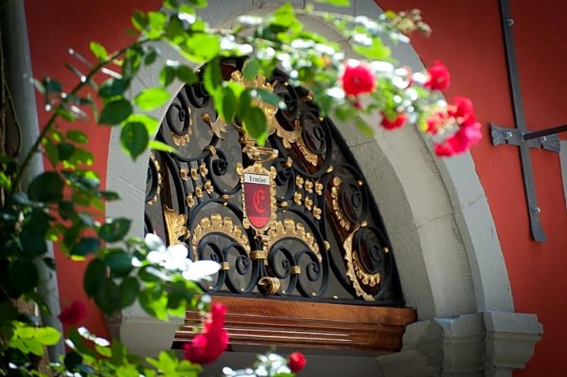 Hotel Engel Lindauer Bier Und Weinstube image