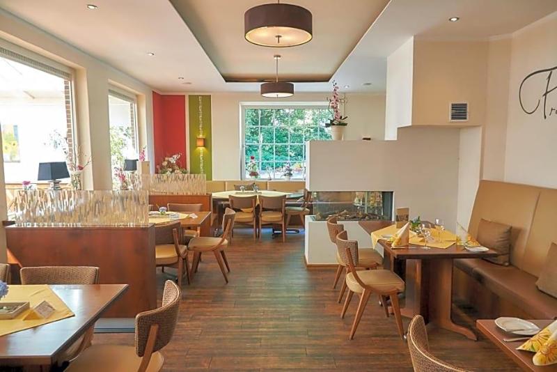 Flairhotel Hubertus image