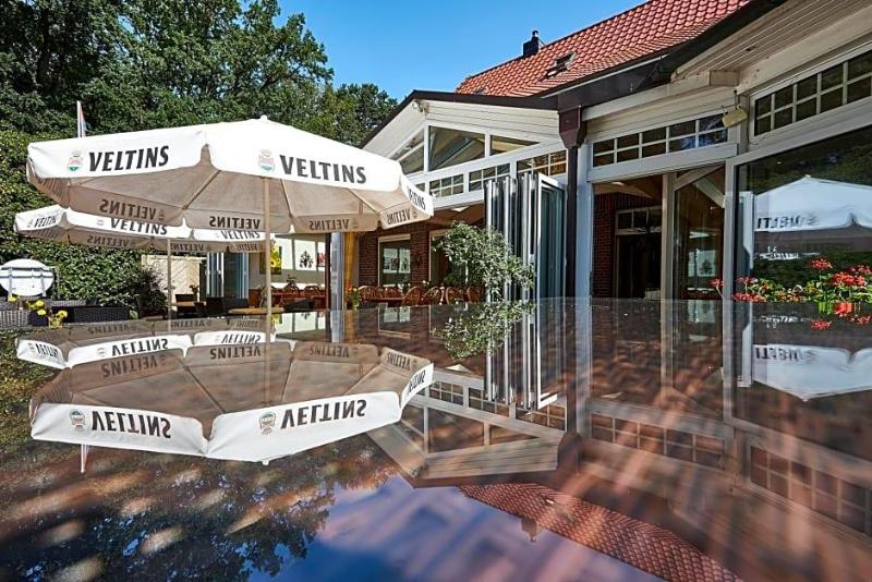 Flairhotel Hubertus image