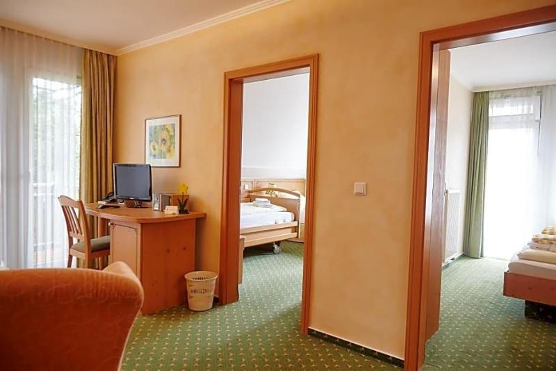Flairhotel Hubertus image