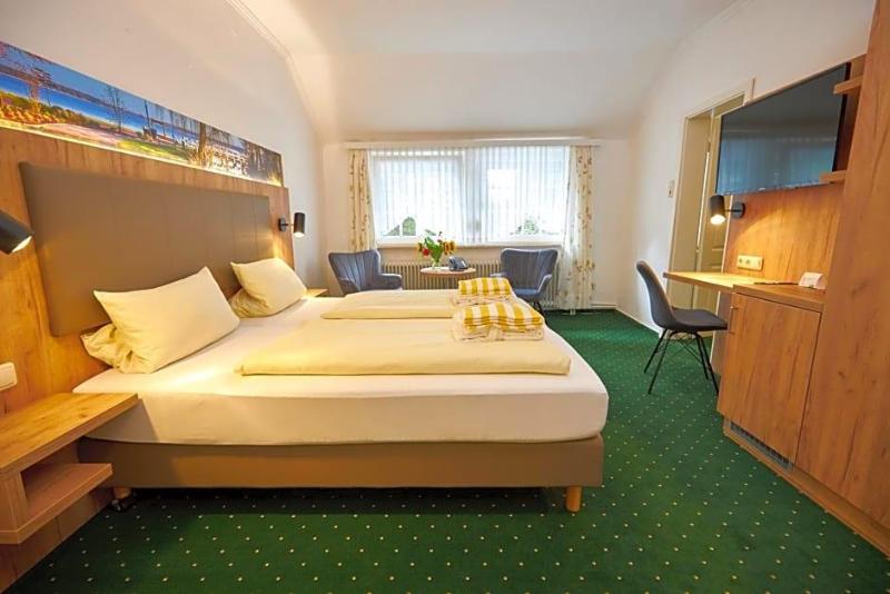 Flairhotel Hubertus image
