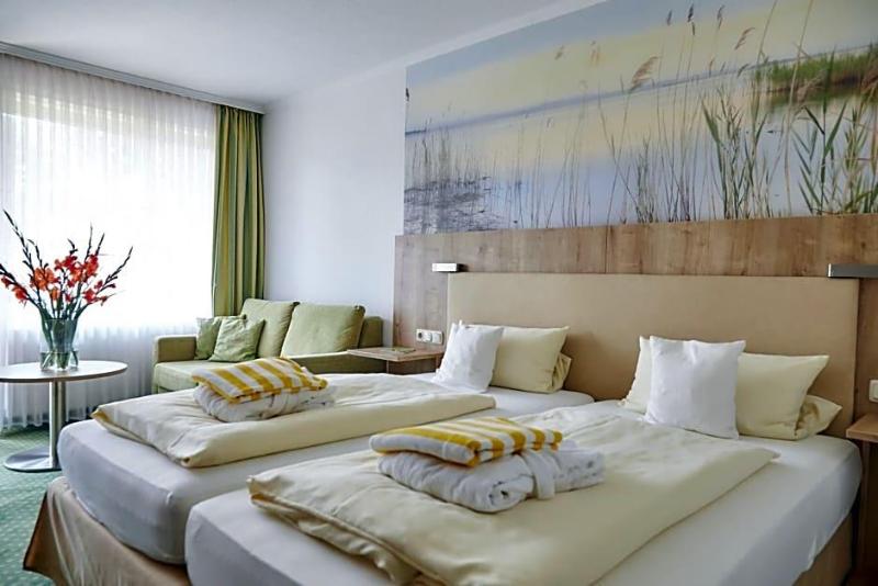 Flairhotel Hubertus image
