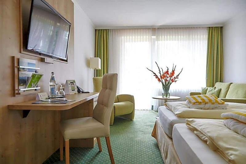Flairhotel Hubertus image