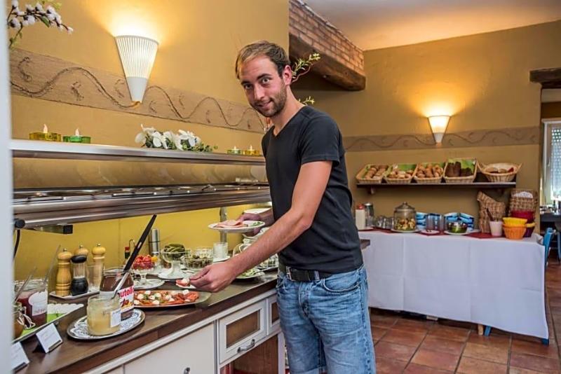 Hotel Auberge Le Journal image