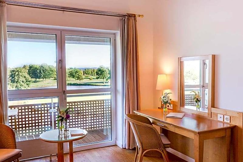 Golfhotel Restaurant Lindenhof image