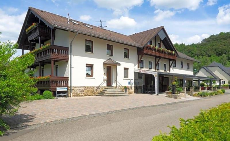 Restaurant Pension Im Pfenn image