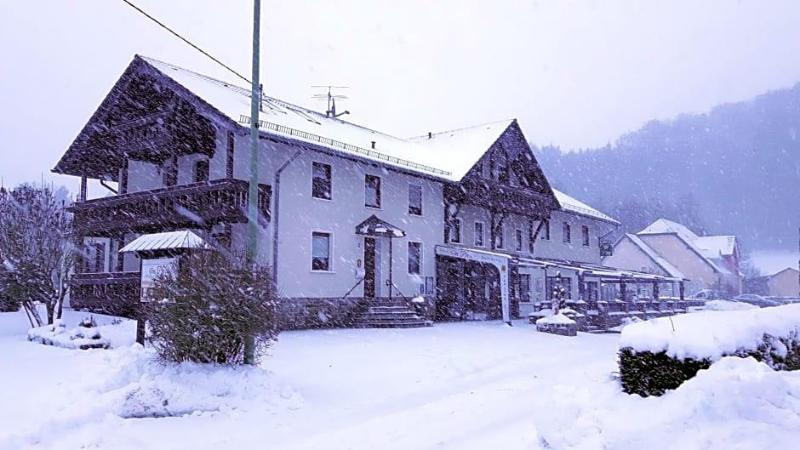 Restaurant Pension Im Pfenn image