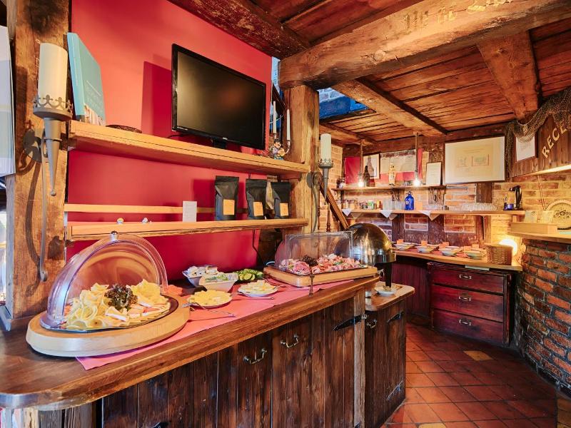 Hotel Gasthof Zur Linde image