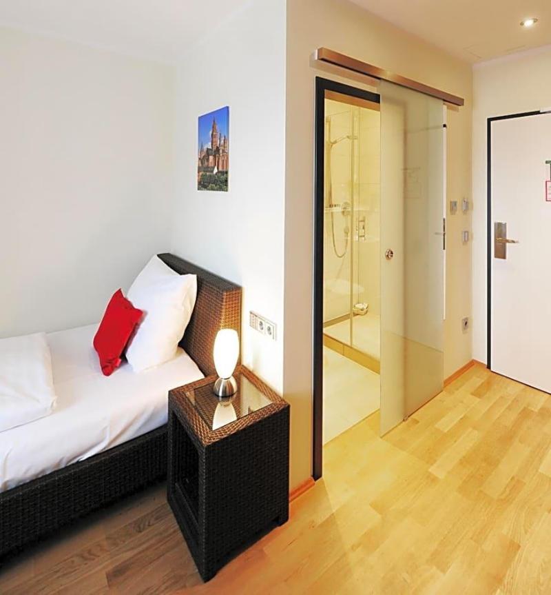 Guesthouse Mainz image