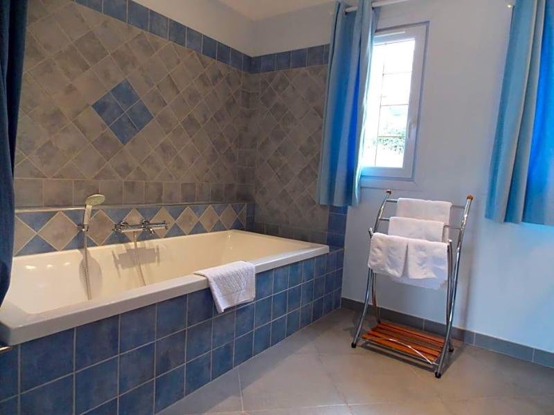 Au Relais Provencal image