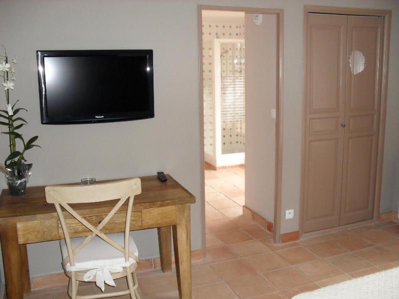 L Hotellerie Kouros image