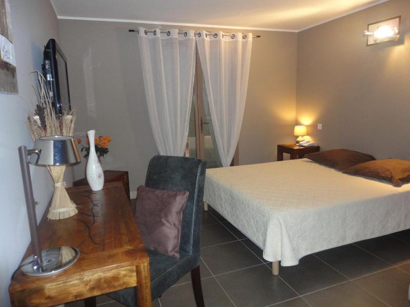 L Hotellerie Kouros image