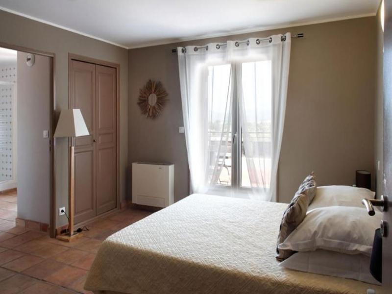 L Hotellerie Kouros image