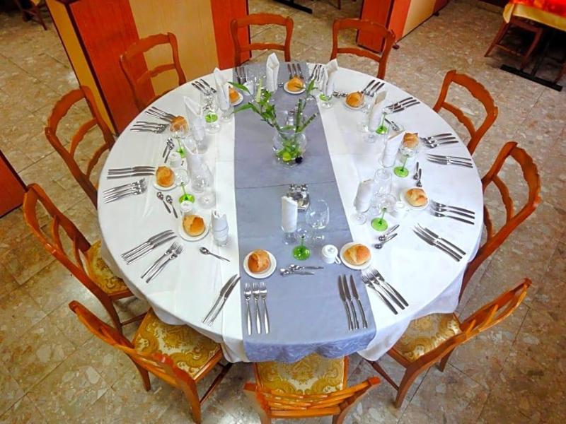 Hotel Restaurant La Grenouillv Re image