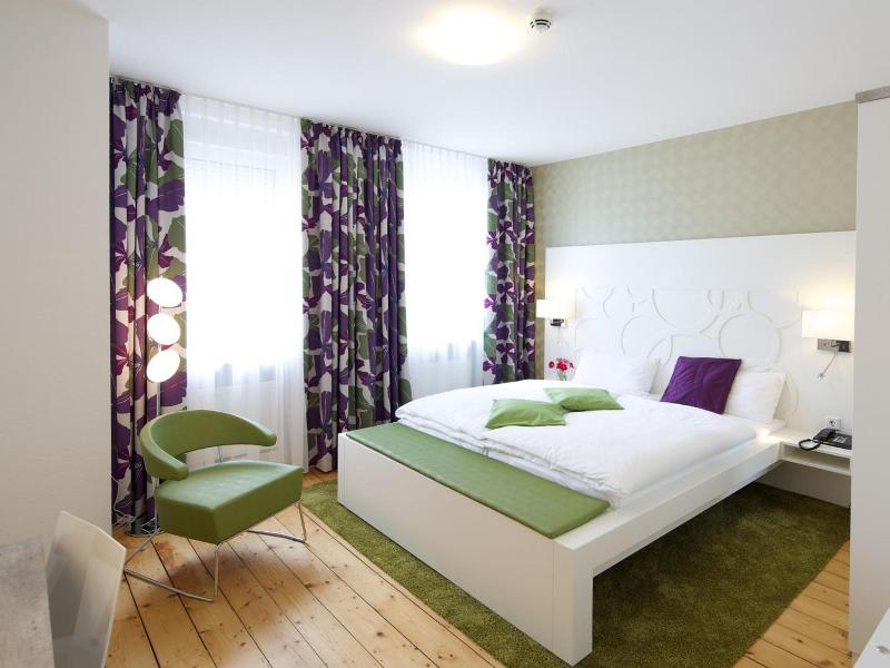 Hotel Karolinger Hof image