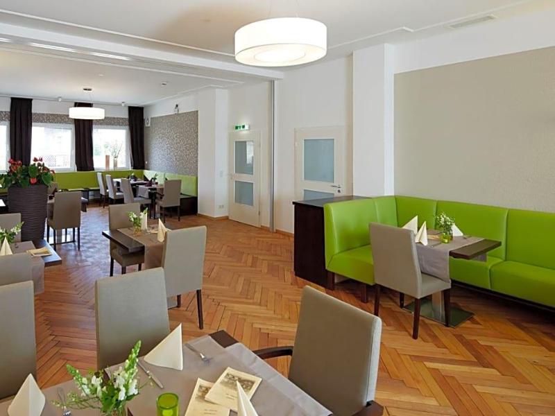 Hotel Karolinger Hof image