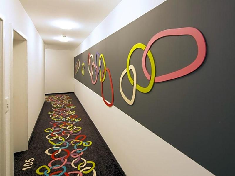 Hotel Karolinger Hof image