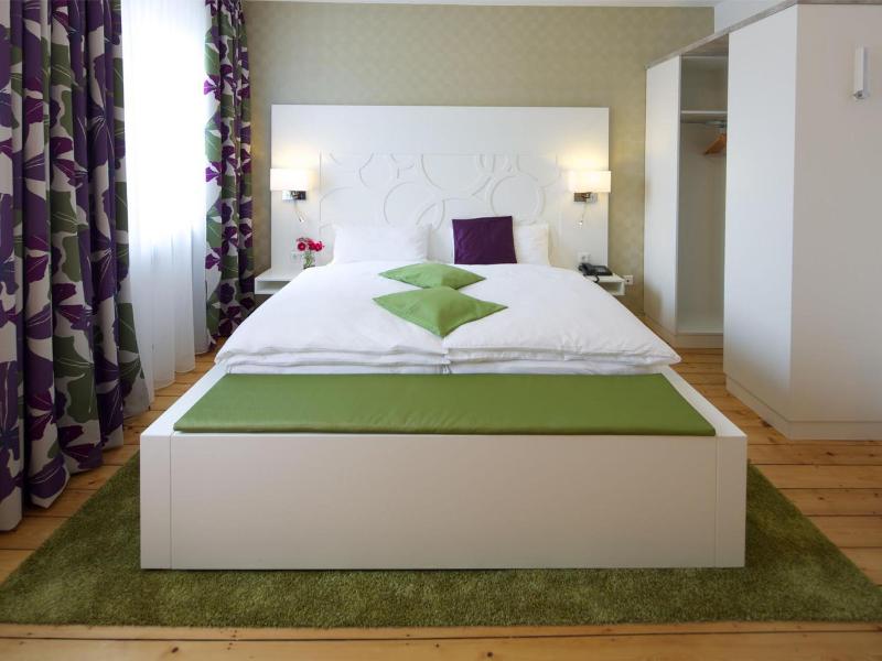 Hotel Karolinger Hof image