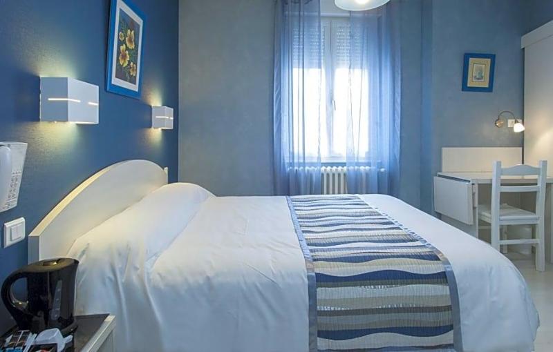 Logis De France Cazes Arazat image