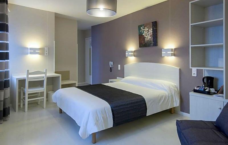 Logis De France Cazes Arazat image