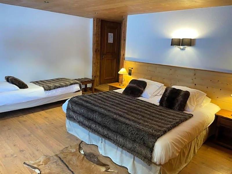 Les Chalets De La Serraz image