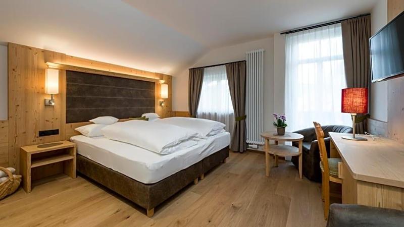 Hotel Villa Kastelruth image