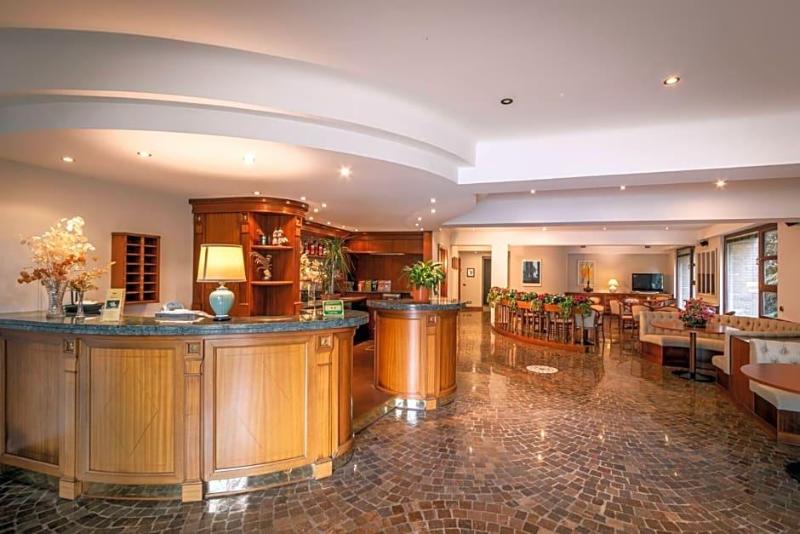 Hotel Ristorante Vapore image