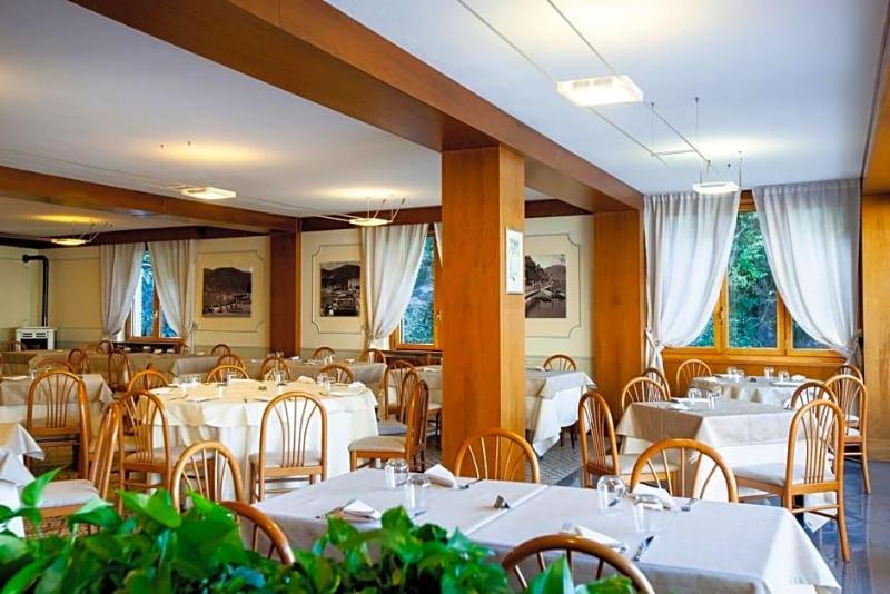 Hotel Ristorante Vapore image