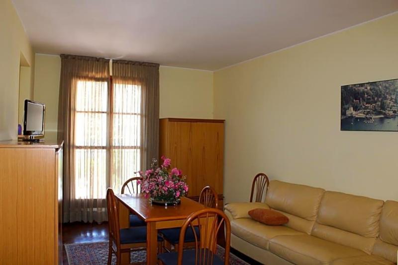 Hotel Ristorante Vapore image