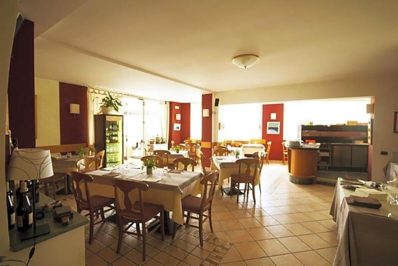 Albergo Lario image