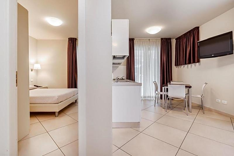Hotel Residence Exclusive image