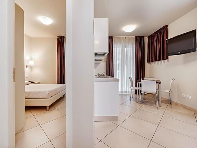 Hotel Residence Exclusive image
