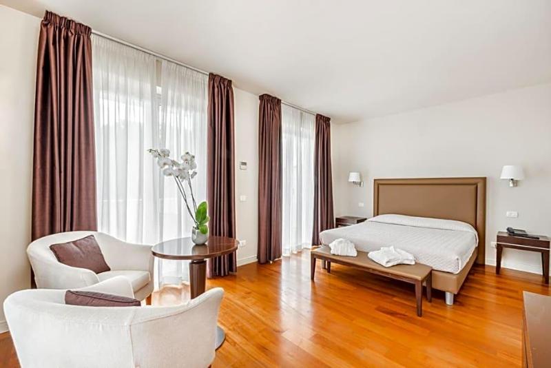 Hotel Residence Exclusive image