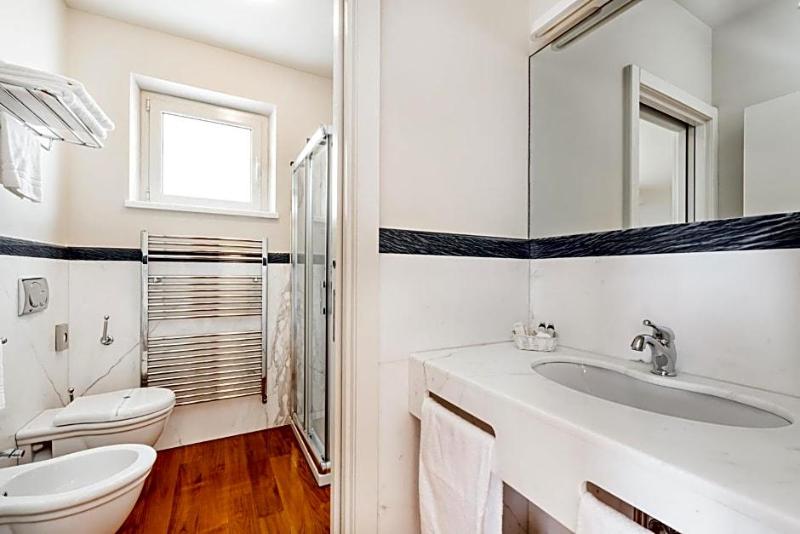 Hotel Residence Exclusive image