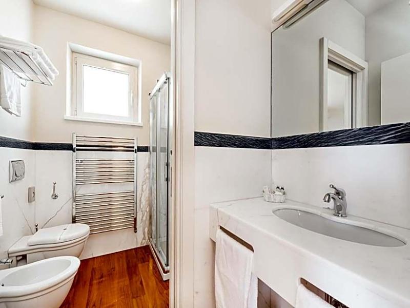 Hotel Residence Exclusive image