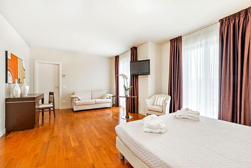 Hotel Residence Exclusive image
