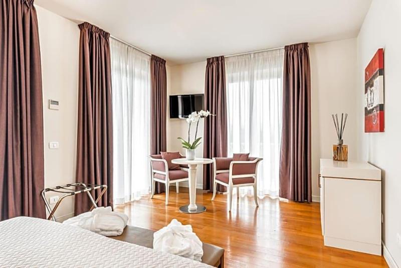 Hotel Residence Exclusive image