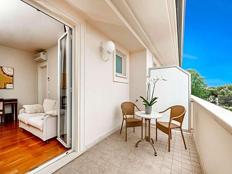 Hotel Residence Exclusive image