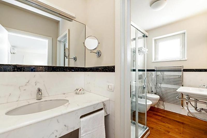 Hotel Residence Exclusive image