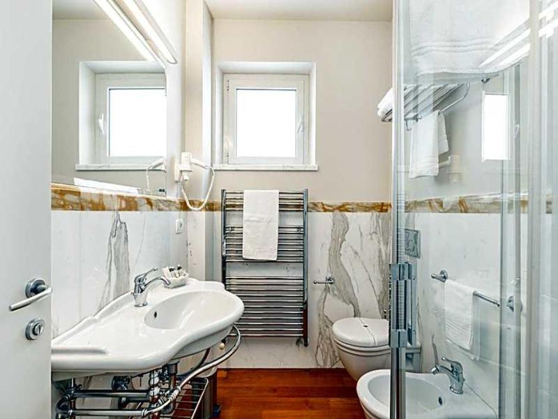 Hotel Residence Exclusive image