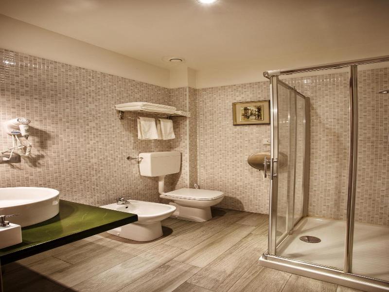 Igiban Hotel image