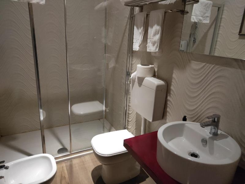 Igiban Hotel image