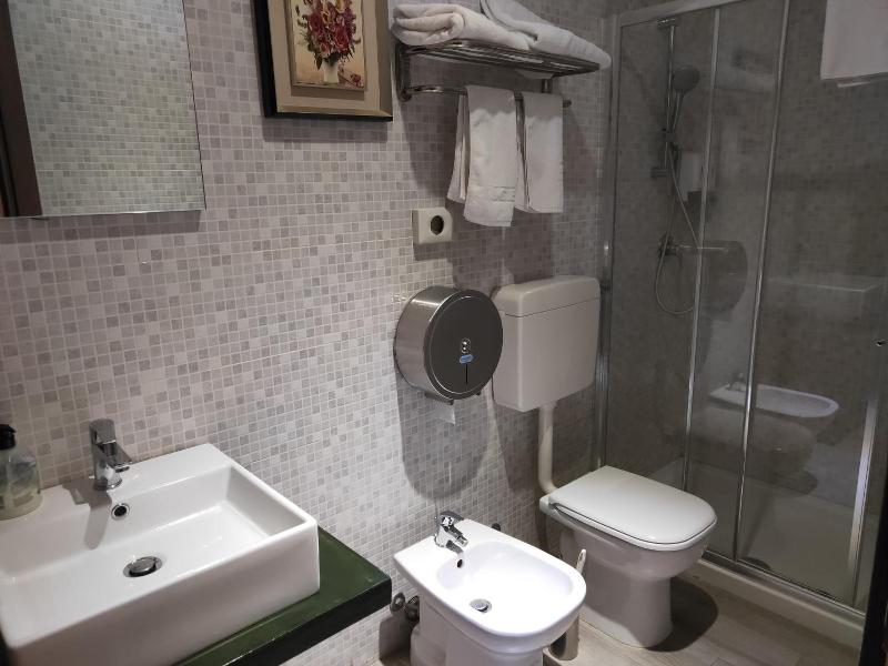 Igiban Hotel image